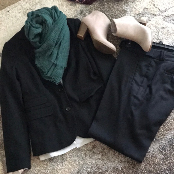 Banana Republic Jackets & Blazers - Banana Republic Suit Set
